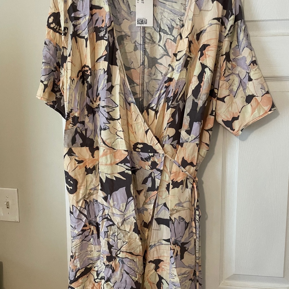 H&M wrap dress, NWT XXL 20
